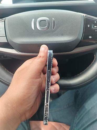 iphone 11 irshad: IPhone 12, Mavi, Face ID — 3