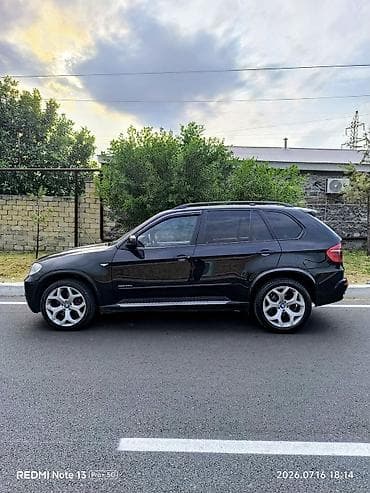 panel satış: BMW X5 (E70) – Qara rəngli, 5 qapılı premium SUV Mühərrik və ötürmə — 5
