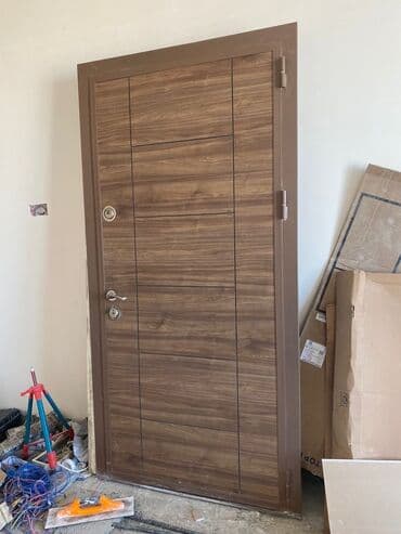 Furnitura və aksessuarlar: Giriş/Qapısi — 1