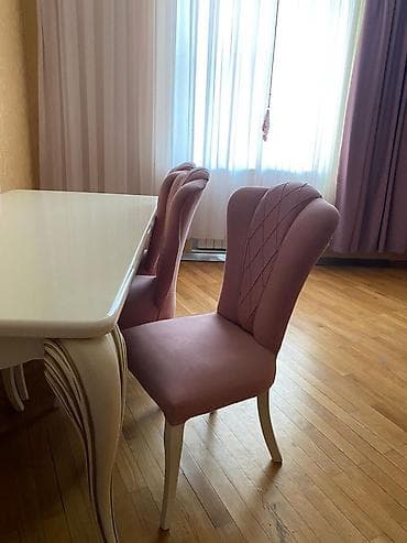 12 neferlik stol: Qonaq otağı üçün, Dördbucaq masa, 8 stul — 1