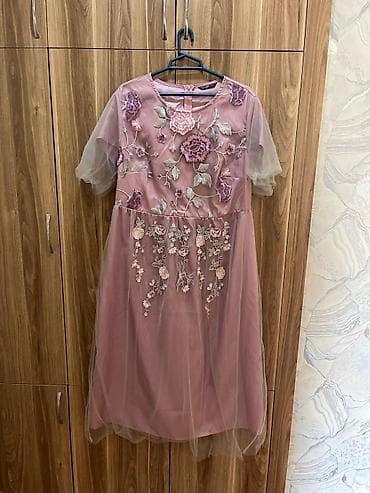 Ziyafət donu, Midi, XL — 1