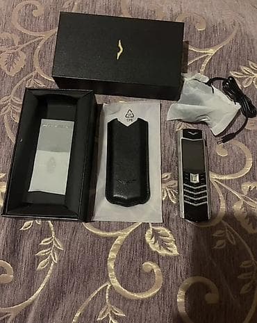 Vertu rəng - Qara, Düyməli