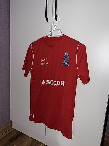 İdman dəsti, Nike, Standart