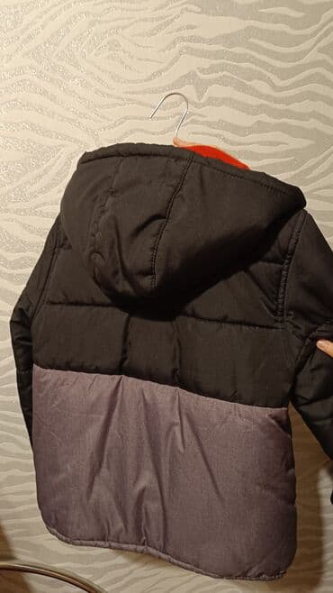 carters оптом: 6-9 yaş arası uşaq kurtkasi.Cox səliqəli geyinilib.Hec bir problemi — 3