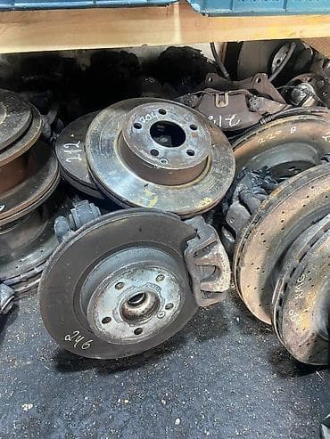 dirsek: "Mercedes" əyləc diski Şəhər: Bakı Elanın növü: Ehtiyat hissələri — 2