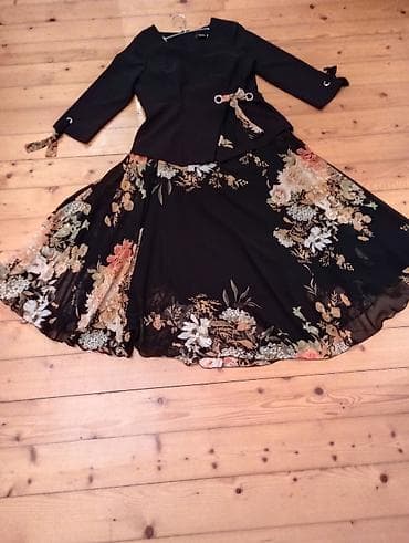 Zərif iki hissəli qadın dəsti:Cəmi 1 dəfə toya geyinilib.Mehin