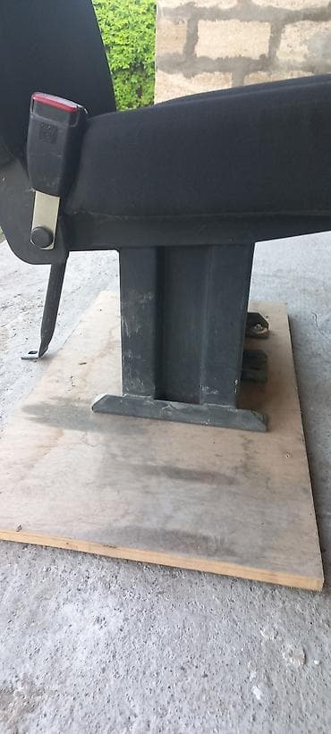 lada priora qiymeti: Avtobus. Ford vito /van üçün sərnişin oturacaq 5 eded var - Enli — 3