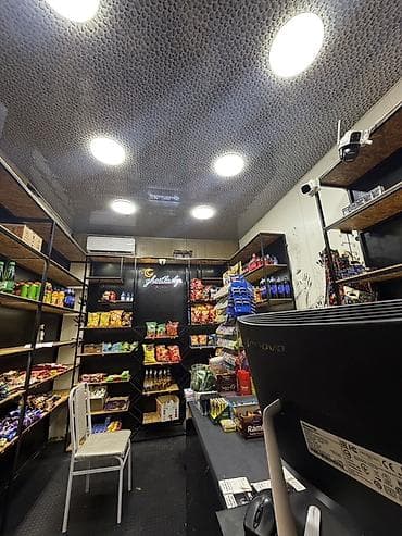 ovcu dukkanı: Köşk tipli market üçün tam avadanlıqlı ticarət sahəsi təqdim olunur — 2