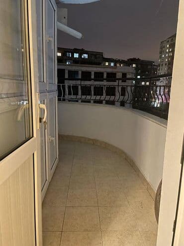 20 yanvarda 2 otaqli evler: Gənclik metrosunun yaxınlığında Ayna sultanova heykəlinə yaxin 16 — 6