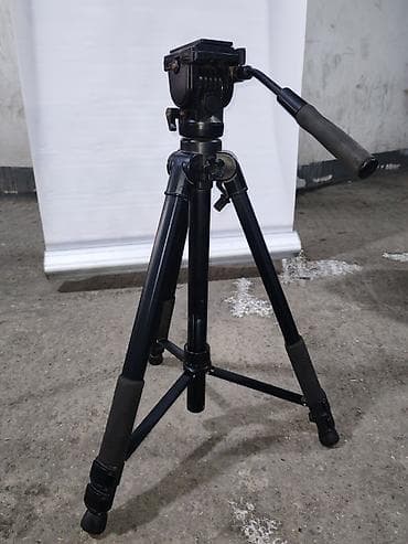 lg 109 ekran: Peşəkar video çəkiliş və montaj komplekti Tərkib: - Sony XDCAM/HDV — 10