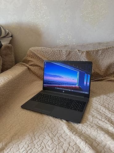 ssd: İşlənmiş HP Pavilion, 15.6 ", Intel Core i3, 256 GB, Ünvandan götürmə — 2