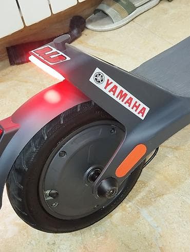 Yeni Elektrik samokat 10", 351 - 500 Vt, 26 - 35 km/s, Ünvandan götürmə — 3