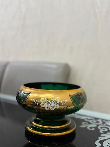meyveler: Şüşə dekorativ qab - Material: qalın şüşə - Rəng: zümrüd-yaşıl — 1