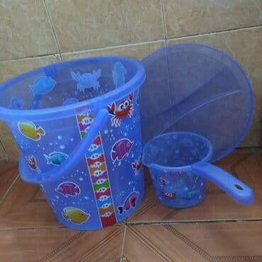 uşaq ucun oyuncaqlar: Uşaq vedresi və su qabı 2 dəfə istifadə olunubMothercare alinib — 2