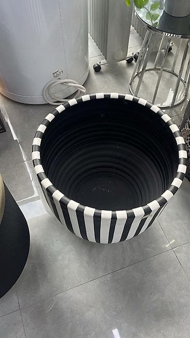 sarmaşıq gul: Dekorativ güldan/çiçək qabları dəsti - Müxtəlif dizaynlar — 3