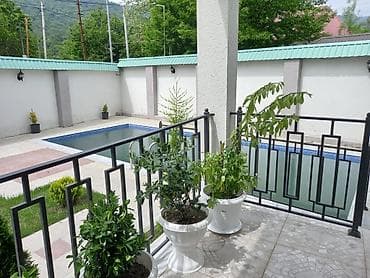 ev gence: 229 kv. m, 7 otaqlı, Hovuzlu, Kombi, Qaz, İşıq — 7