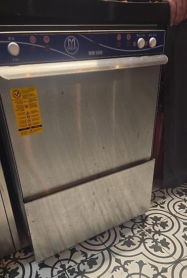 Restoran, kafe avadanlığı: 950₼ restoran üçün qab yuyan satılır DW 500 Cox az istifadə olunub — 1