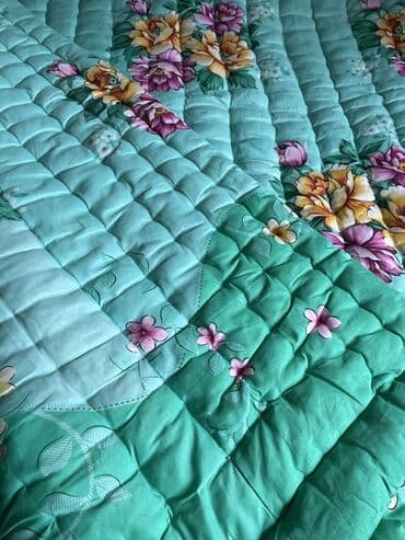 1.60:2 olcude yun yorgan. 35 manat lalafo.az -da 1.60:2 olcude yun yorgan. 35 manat