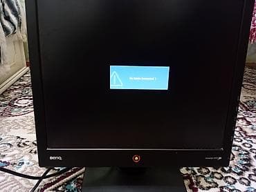 kamputer ucuz: BenQ E700 LCD Monitor - Model: E700 (ET-0010-B) - Ekran: 17" kvadrat — 2