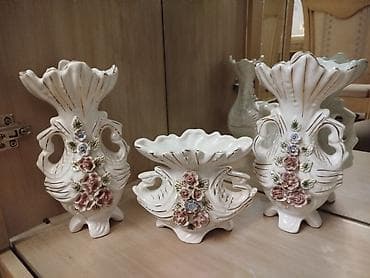 gul dibcekleri: Vaza dəsti, Keramika — 1