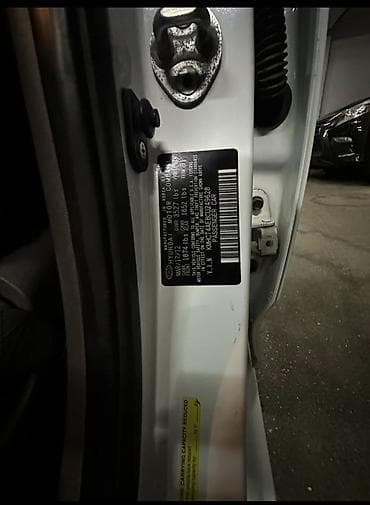 Yağlar və avtokimyəvi maddələr: Hyundai Accent: 1.6 l | 2012 il Sedan — 9