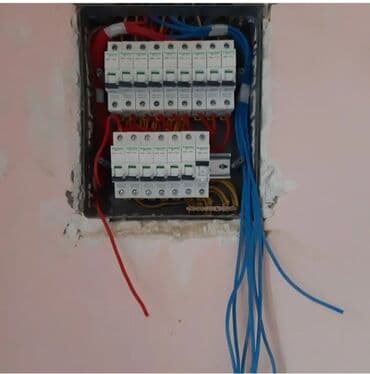 работа электрик электромонтажник: Bütün növ elektrik işlərinin görülməsi — 4