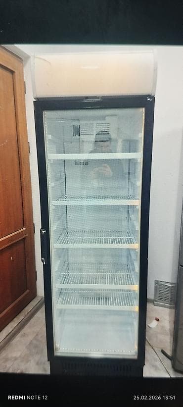 Vitrin tipli soyuducu şkaf - Önü şüşəli, tək qapılı vitrin soyuducu -