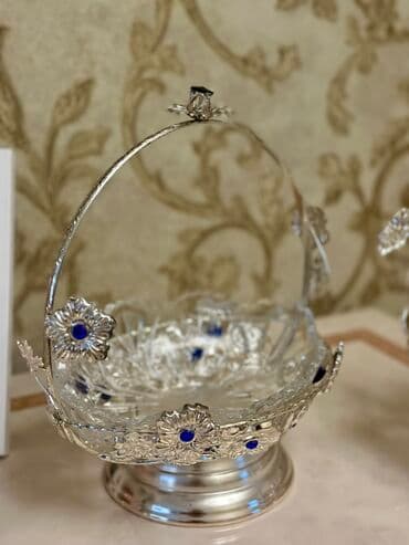 yuxuda qend qabi gormek: 2 cut gumusu konfet qabi — 3