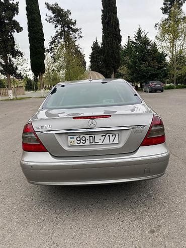 maşın 099: Mercedes-Benz E 320: 3.2 l | Sedan — 2