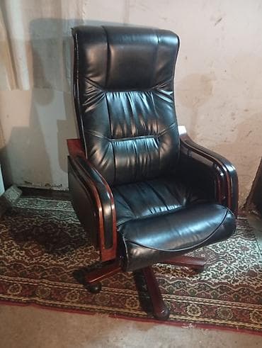 taxta kreslo: Təkərli, Qolları tənzimlənir, Süni dəri — 2