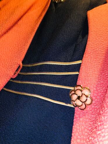 кыргызское национальное платье: 20MANAT! Pencəkli kostyum. Yaxşı vəziyyətdədir. Keyfiyyətli materialı — 2