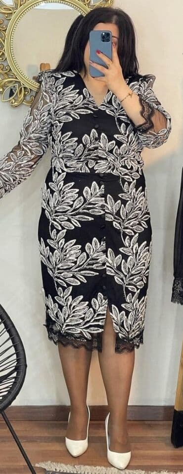 qadın geyimləri və qiymətləri: Qiymət 36.Azn. 1 dəfə geyinilib. 46 48 razmer geyinənlərə olur Böyük — 1