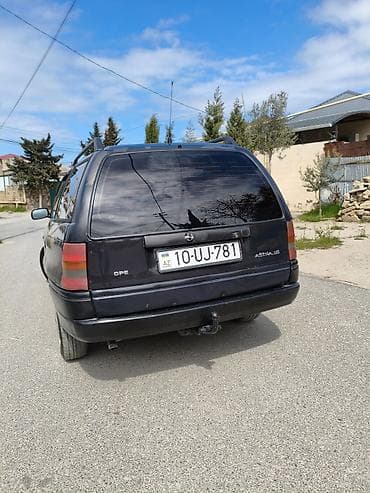 ford tranzit 1998: Opel Astra: 1.6 l | 1996 il Universal — 4