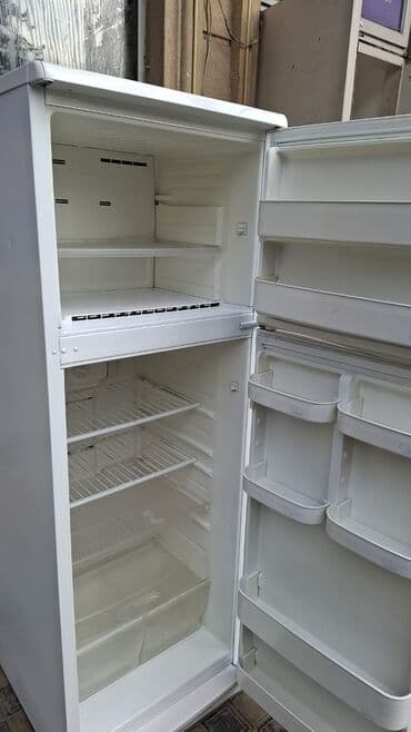 soyu: 2 qapılı Beko Soyuducu Satılır, rəng - Ağ — 2