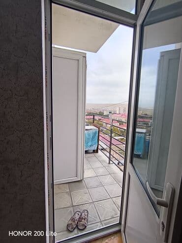 lökbatan evlər: Lökbatan qəs., 2 otaqlı, Yeni tikili, m. Xocasən, 54 kv. m — 5