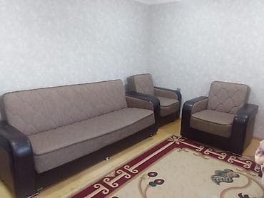 Iwlenmiw divan ve kreslo orta veziyyetde.bazalidi acilandi her 3u — 4