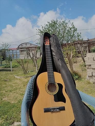 Klassik gitara, Yamaha, İşlənmiş — 2