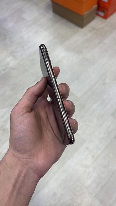 iphone 11 pro max islenmis: IPhone 11 Pro, 256 GB, Qızılı, Face ID — 3