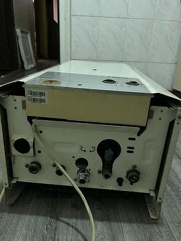 ariston təmiri: Airfel Ecofel kombi satılır İşlək vəziyyətdədir. İsitmə və isti su — 3