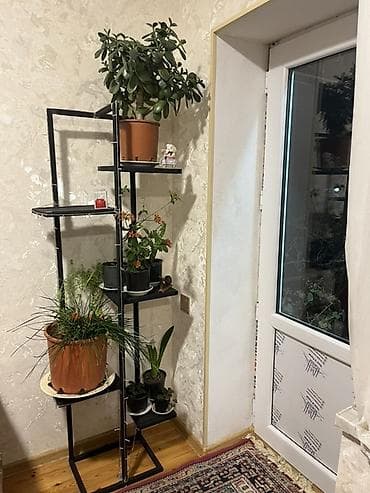 Metall güllük/bitki stendi - Material: möhkəm metal konstruksiya, mat