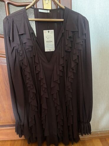 Gündəlik donlar: Qadın geyimi – qəhvəyi rəngli şifon don - Model: dərin V-yaxa, ön — 3