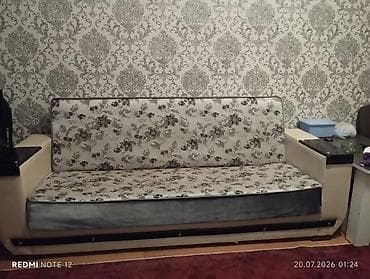 gencede divan: Çiçək naxışlı, açıq-bej tonlarda 3 nəfərlik divan. Xüsusiyyətlər: - — 3