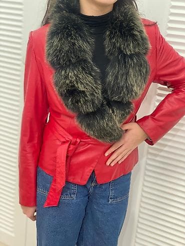 Koja godekce. qirmizi koja kurtka. tebii Xezden. m razmer. YENIDIR