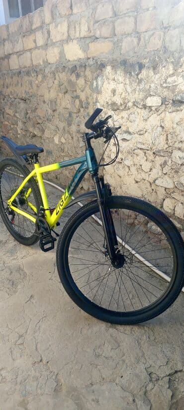 шоссейный велосипед trinx: 2 həftə bunan qabag kantvhomeden 300 manata alınıb endirimle gece — 2