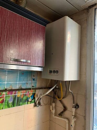 xacmazda tecili satilan evler: Bakı, 4 otaqlı, Köhnə tikili, m. Qara Qarayev, 110 kv. m — 17