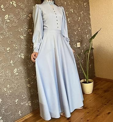 Açıq mavi rəngdə uzun ziyafət/gecə paltarı - Model: A-kəsim, yerə — 4