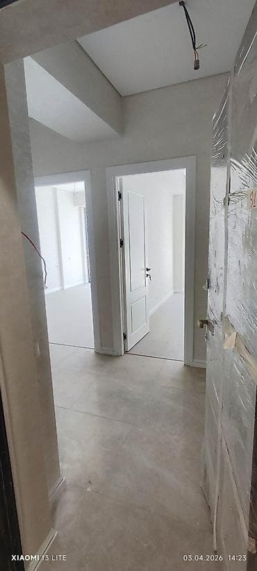 3 otaqlı, Yeni tikili, 72 kv. m — 4