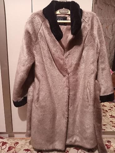 Mövsümə uyğun zərif xəz paltosu - Rəng: açıq boz (kül rəngi) gövdə lalafo.az -da Mövsümə uyğun zərif xəz paltosu - Rəng: açıq boz (kül rəngi) gövdə