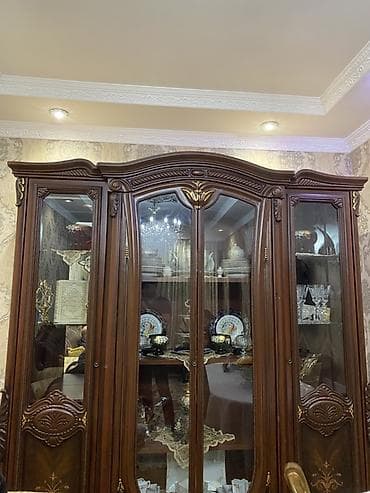 hamam akses: Klassik üslubda vitrin-bufet - Material: tünd qəhvəyi rəngli ağac — 4