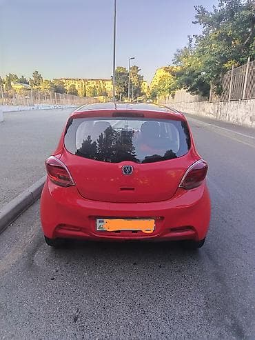 mini qadin masinlari: Changan Benni: 1.4 l | 2014 il 157000 km Hetçbek — 4